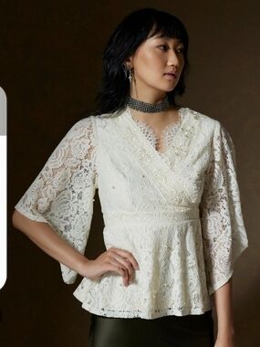 ✨️ FOUND! ✨️ DESPERATELY ISO Her Universe Padmè Wedding Top